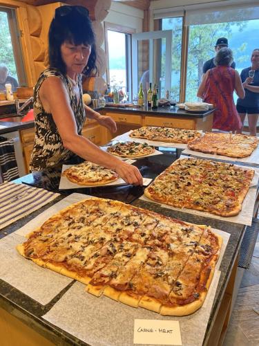 pizza buffet catering